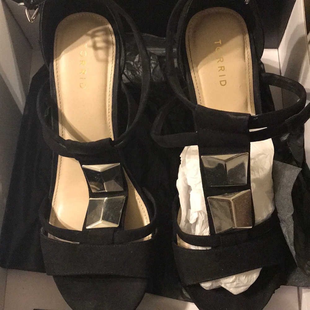 Worn Gladiator Sandal wedges size 13W